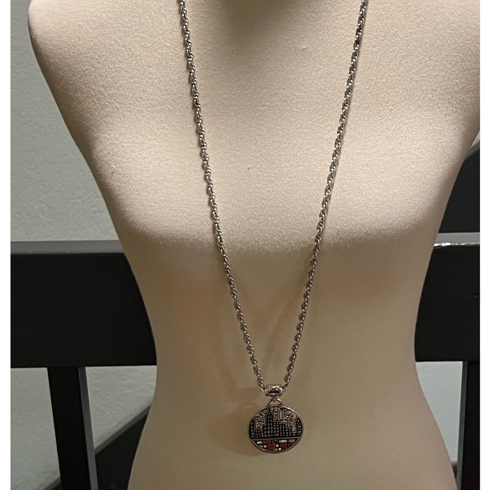 Brighton Fashionista Necklace-round- NYC Skyline  #BJNK